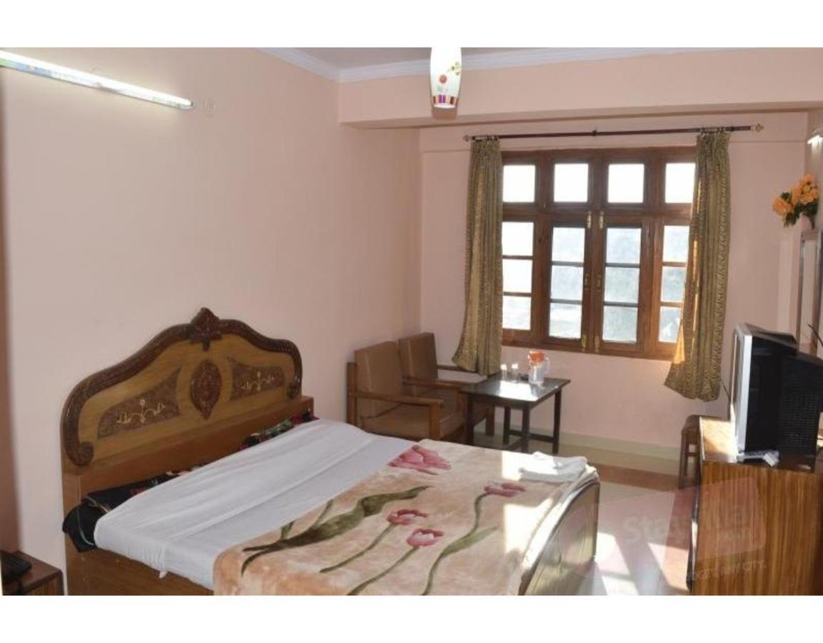 Hotel Rock Stone Mussoorie Kültér fotó